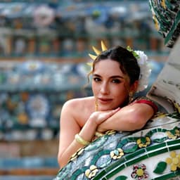 Estefany, Secretary
